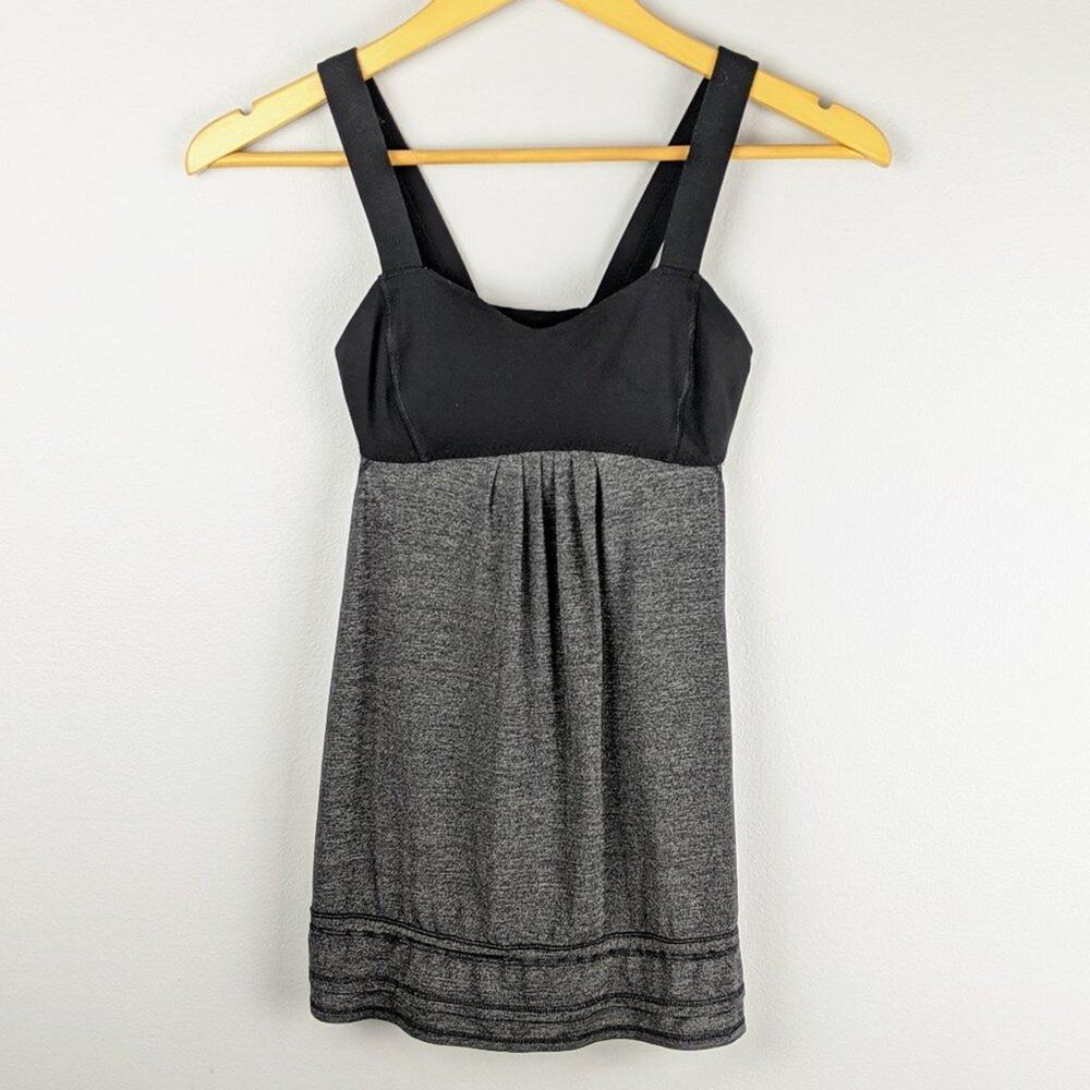 Lululemon Run: Back on Track Tank Black Size 2
